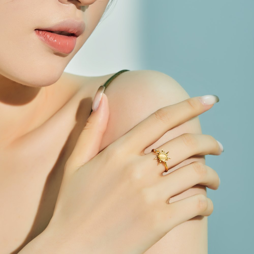 bague-anti-stress-tournante-soleil-en-argent-sterling-925-sunshine-or-situation-femme