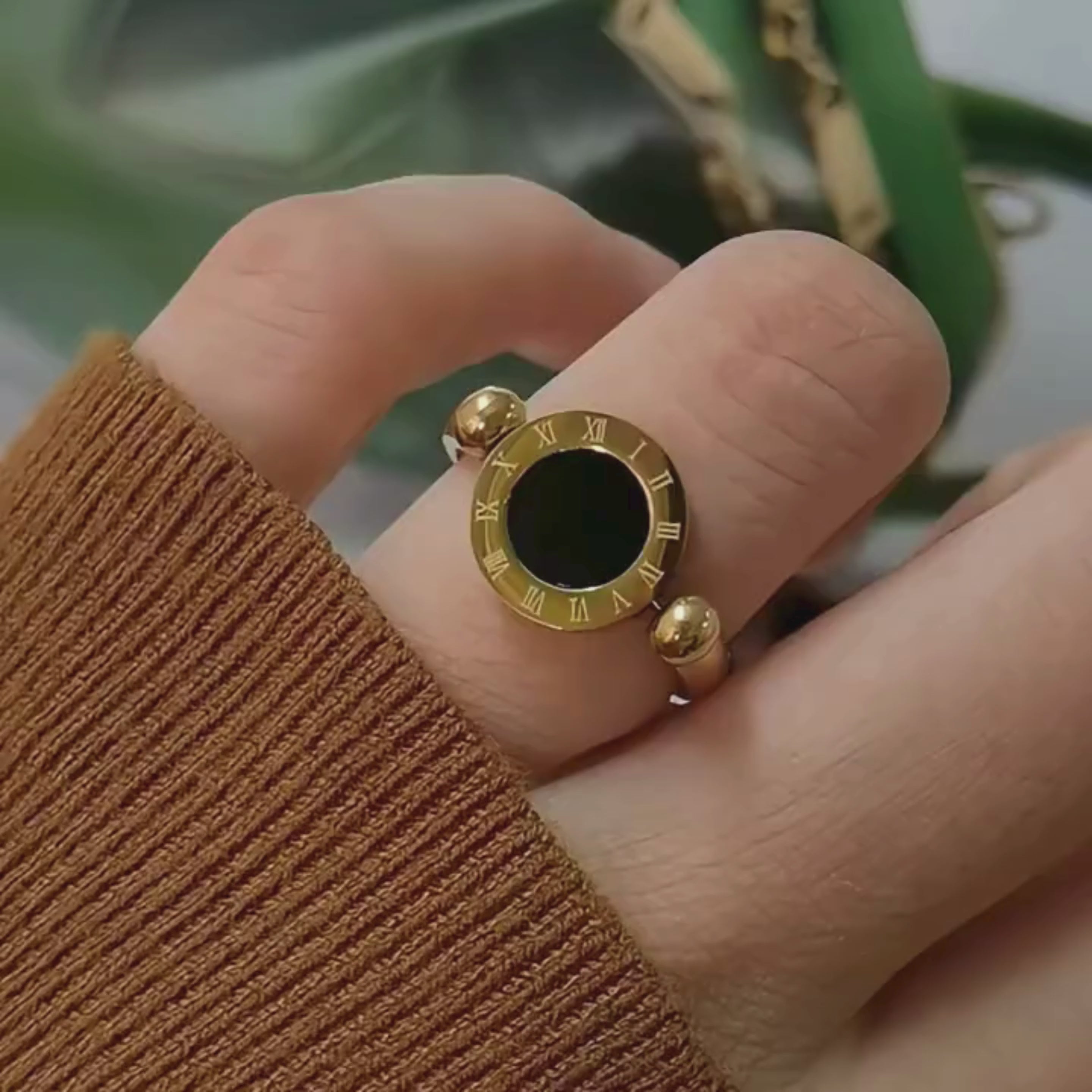 Bague Anti-Stress Chiffres Romains Pièce Rotative video